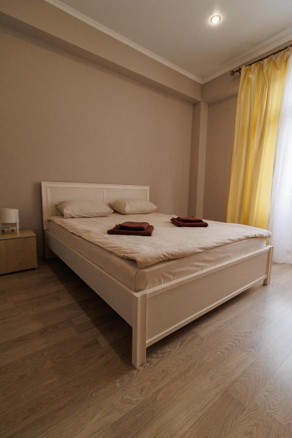 Apartments Na Beregu Sukhumi Exterior foto